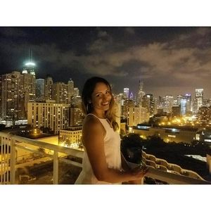 Meet your Posher, Claudia